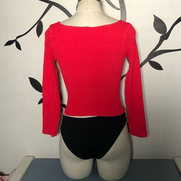 Hunza G Red Swimwear Top - Picture 2 of 3